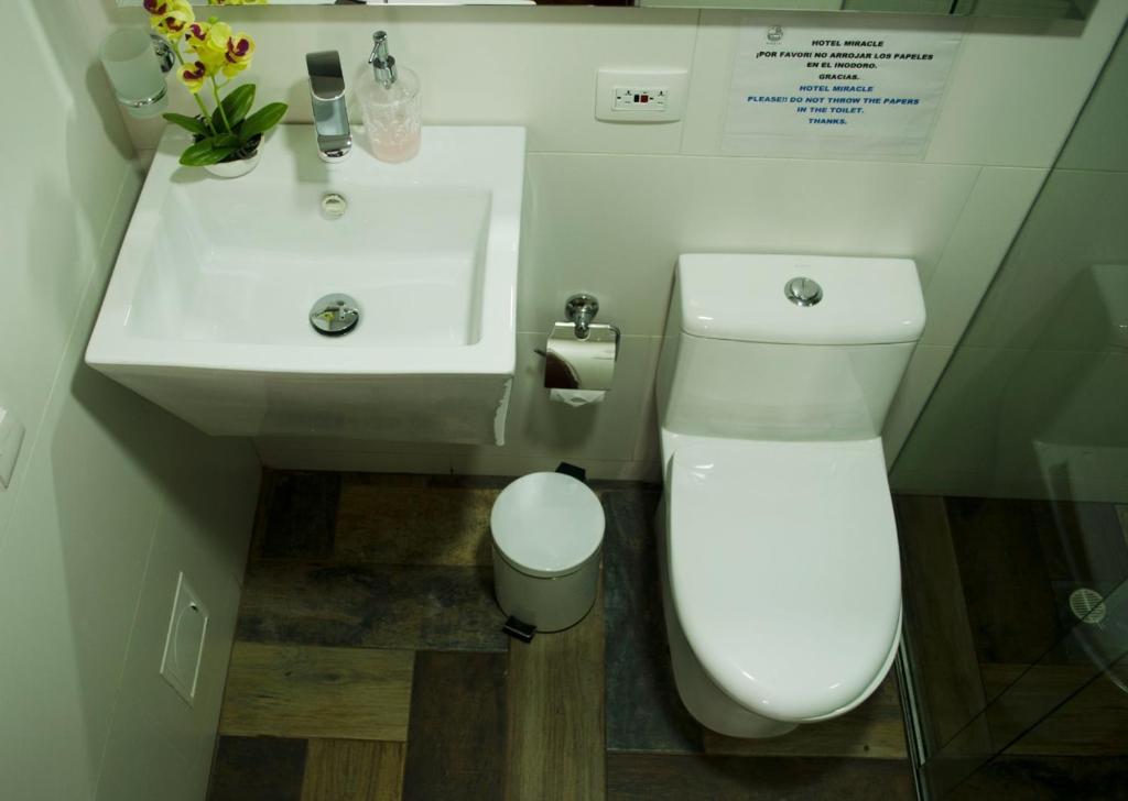 Un baño de Once Once Boutique