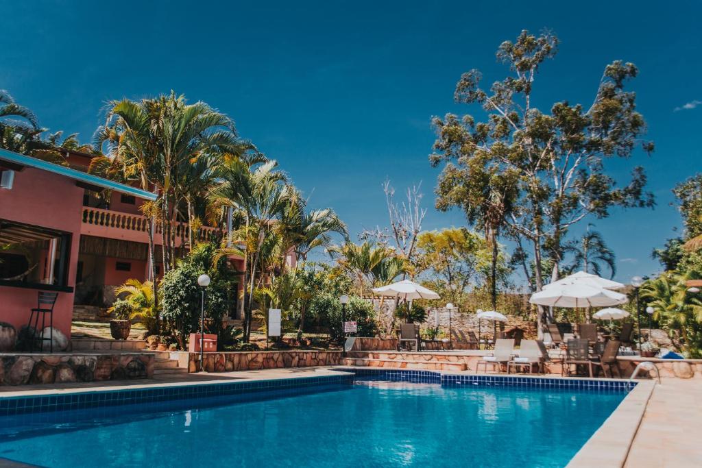 The swimming pool at or close to Pousada Villa Mariana