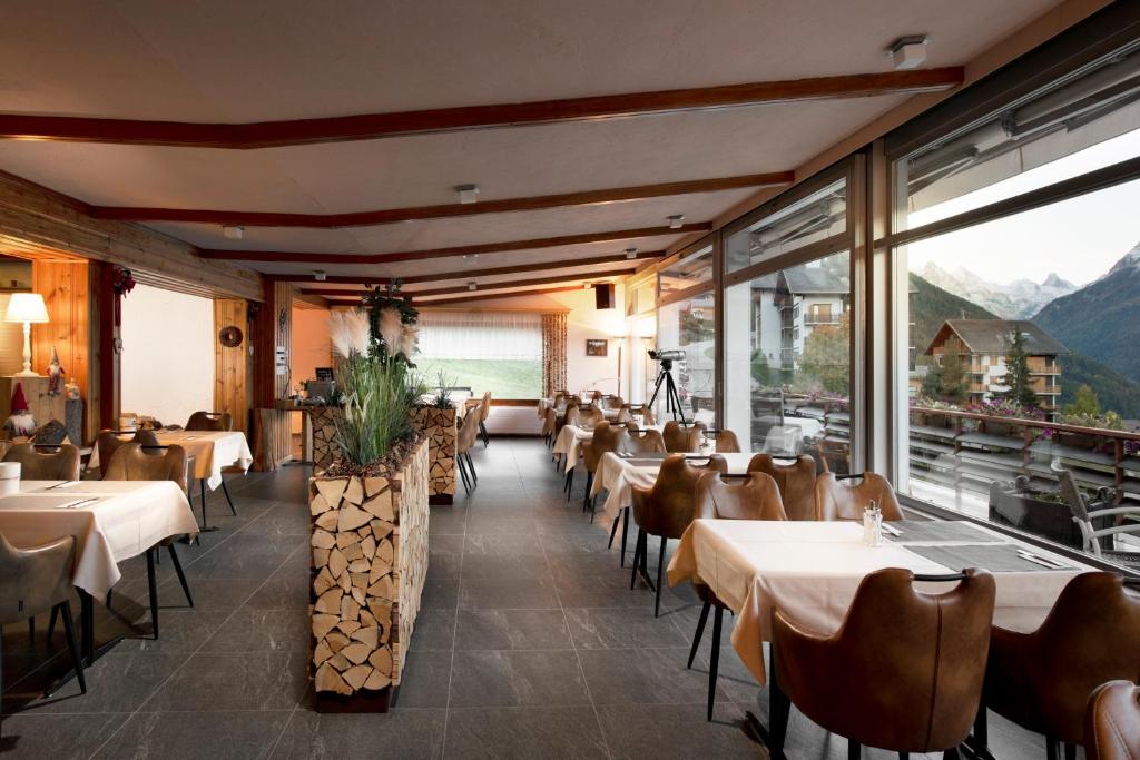 Restaurace v ubytování Hotel le Beausite