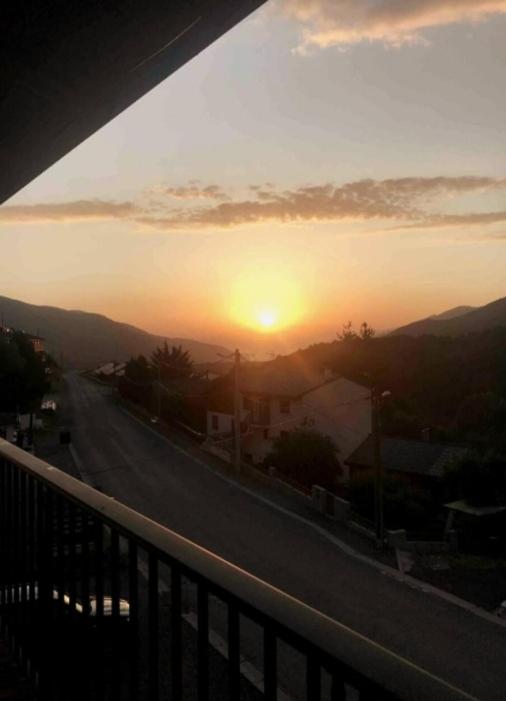 Logement cosy au pied des pistes - 三居室公寓