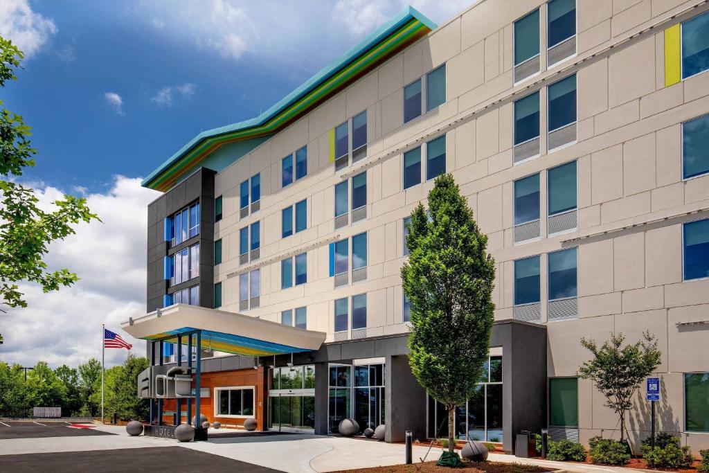 Aloft Alpharetta في ألفاريتا: واجهة الفندق