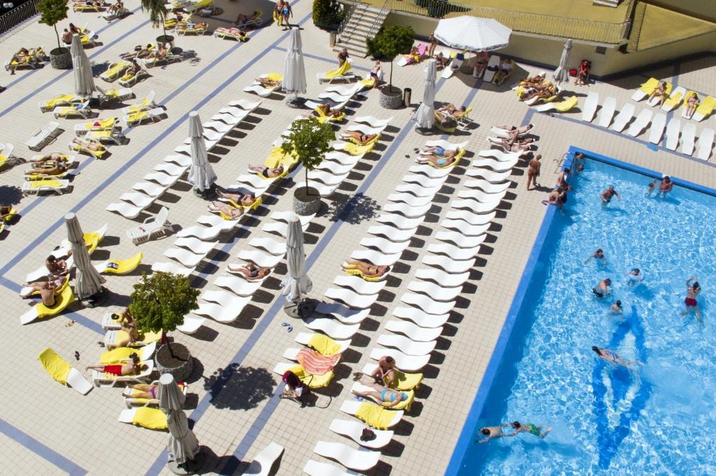 Piscina di Hotel Gołębiewski Wisła o nelle vicinanze
