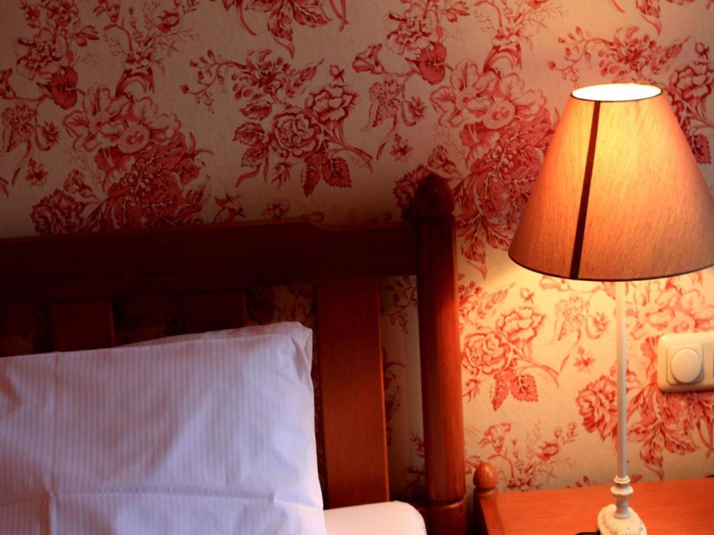 Hotel Endorfer Hof - Deluxe Double Room (2 Adults + 1 Child)