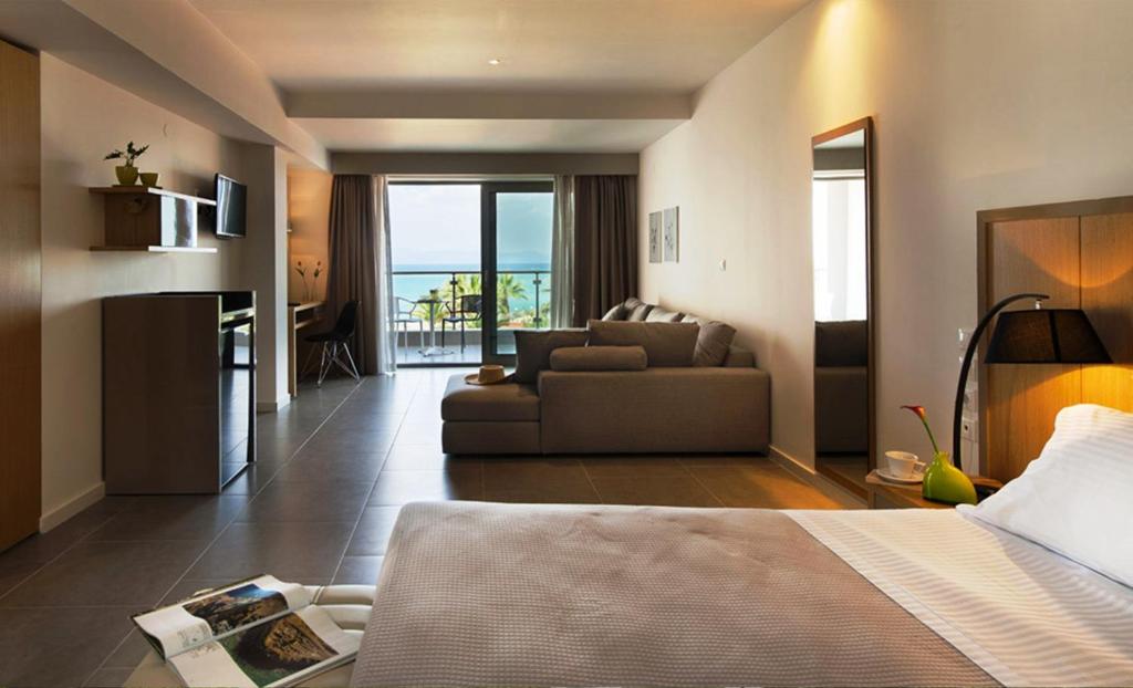 Ostria Sea Side Hotel - 15