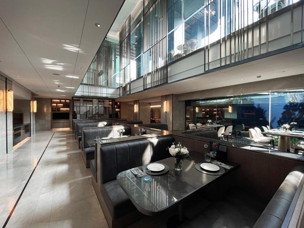 Carlton Hotel Bangkok Sukhumvit photo