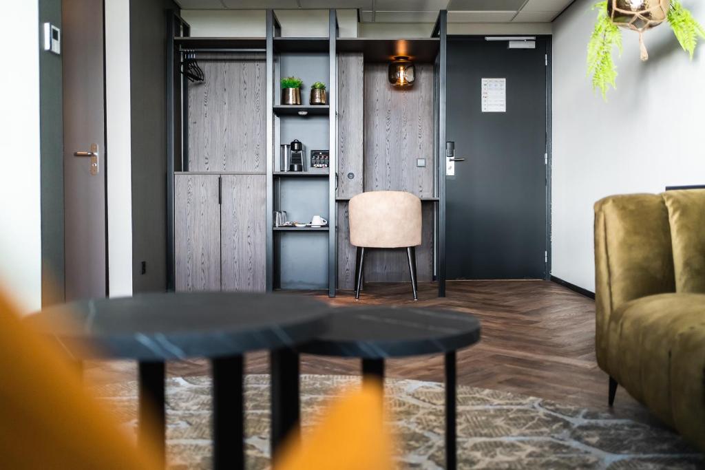 Onderwijshotel De Rooi Pannen Eindhoven - Resim 20