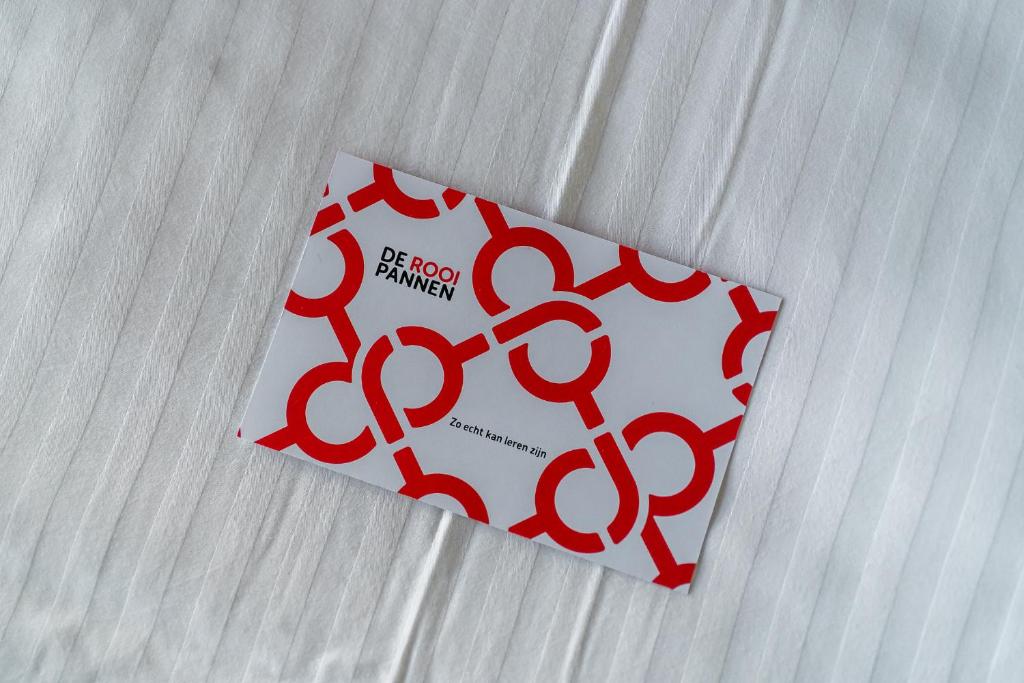 Onderwijshotel De Rooi Pannen Eindhoven - Resim 25