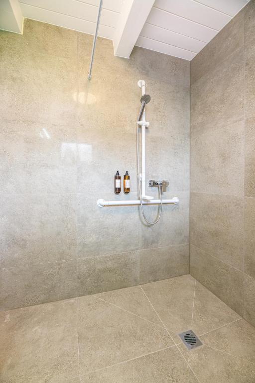 Takapuna International Motor Lodge - Resim 32