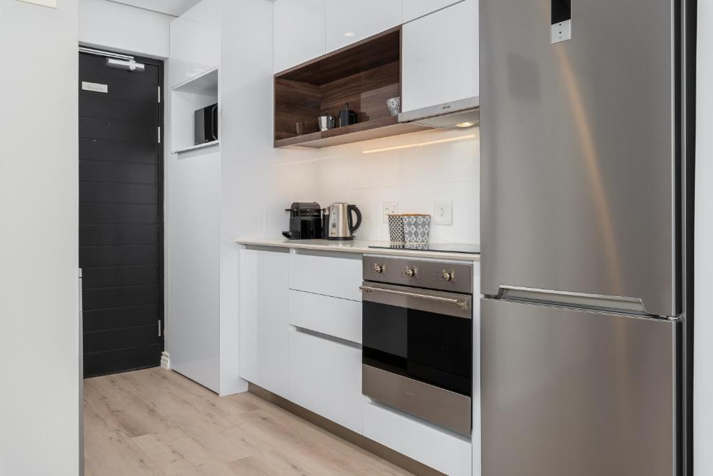 16 on Bree Luxury Apartments - Studio Apartment