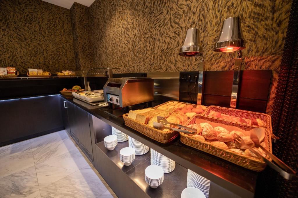 abba Sevilla - Resim 23