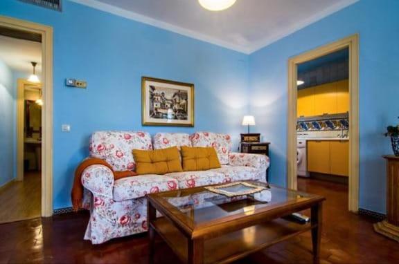 Część wypoczynkowa w obiekcie Apartamento en un dormitorio en Plaza Alfaro