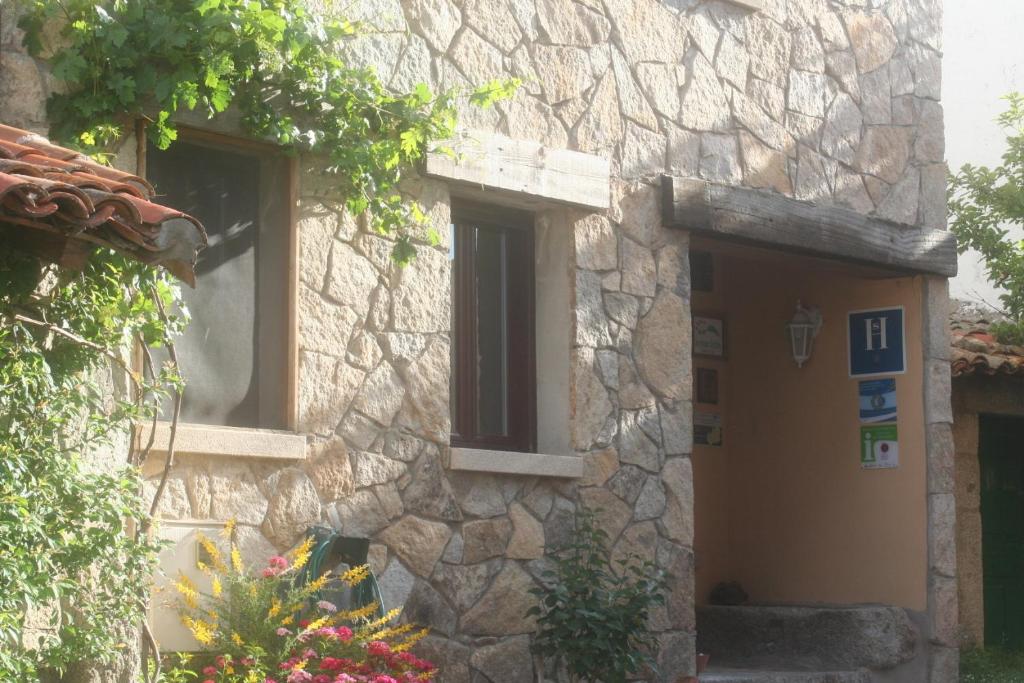 The building in which a vendégházakat is located