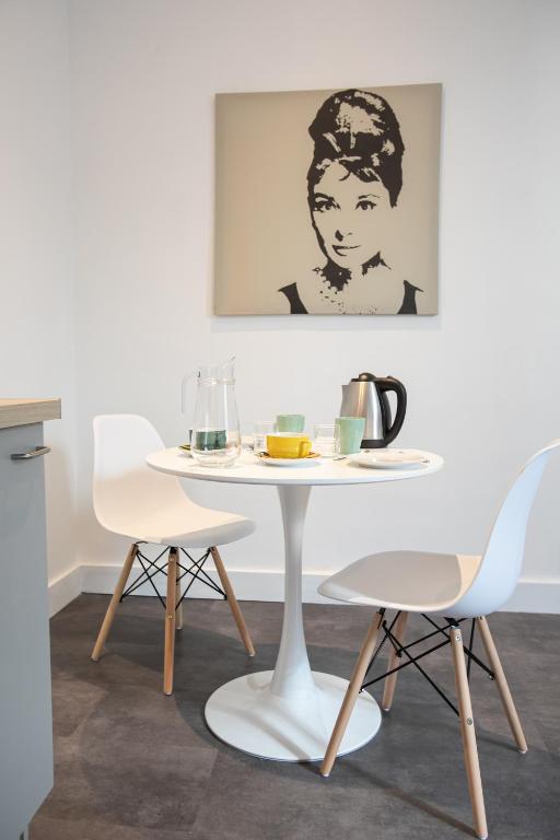 AUDREY-Quartier Mairie-arènes antiques - Apartamento Padrão