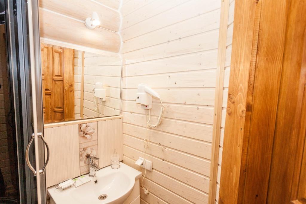 Koupelna v ubytování Guest house М