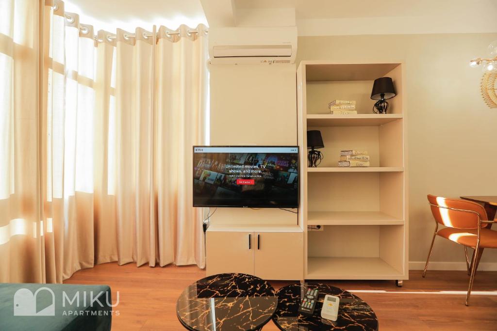 Miku Apartment-DELUXE Apartment at City Center - Image 8