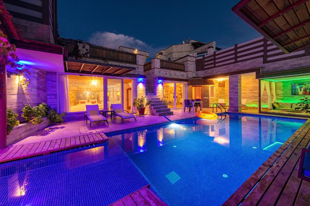 Vinka – 1 Bedroom with jacuzzi in Kalkan
