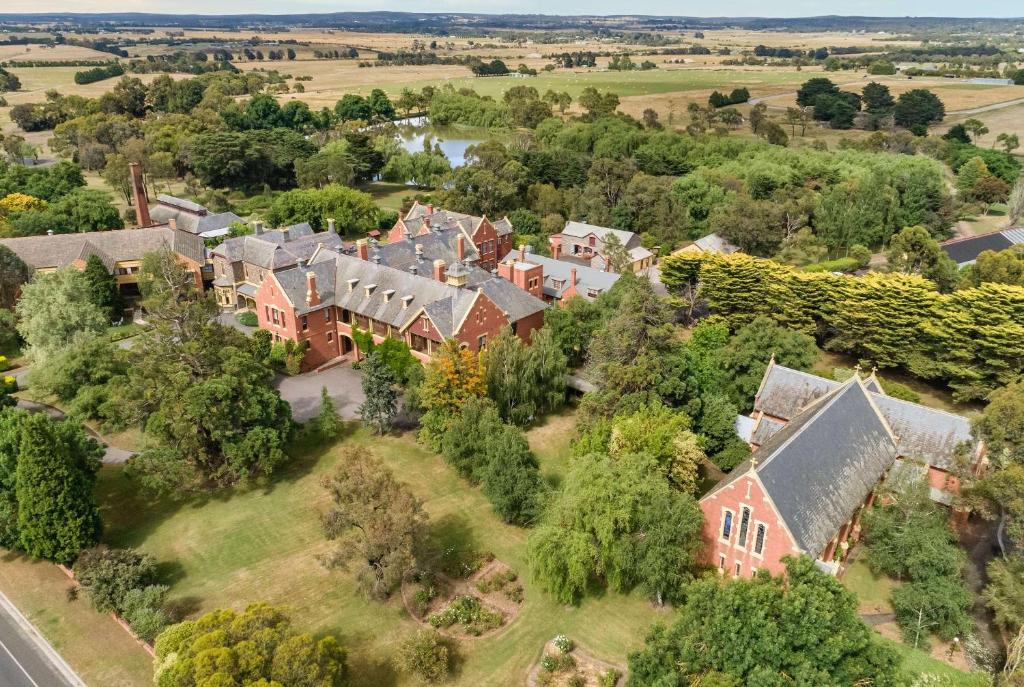 an aerial view of a large estate with a house at Club Wyndham Ballarat, Trademark Collection by Wyndham in Ballarat