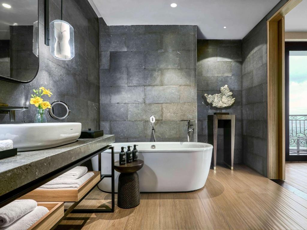 Baðherbergi á Pullman Bandung Grand Central
