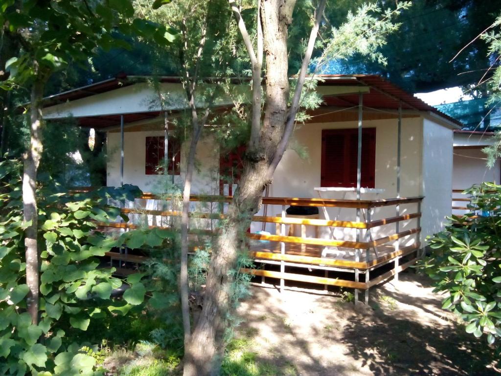Budova, kde se prázdninový areál nachází