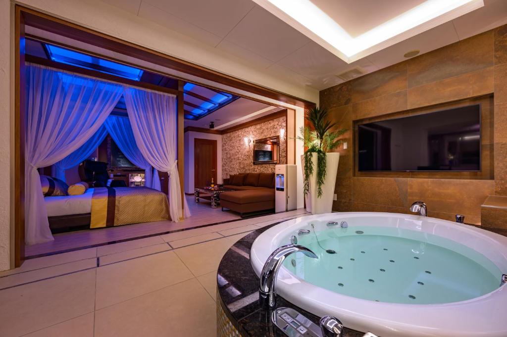 Fotografie z fotogalerie ubytování HOTEL Dior7つくば v destinaci Cučiura