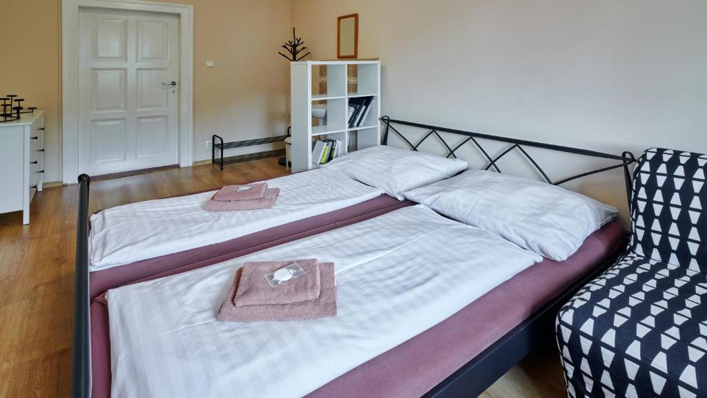 Postel nebo postele na pokoji v ubytování Relax hotel Valaška
