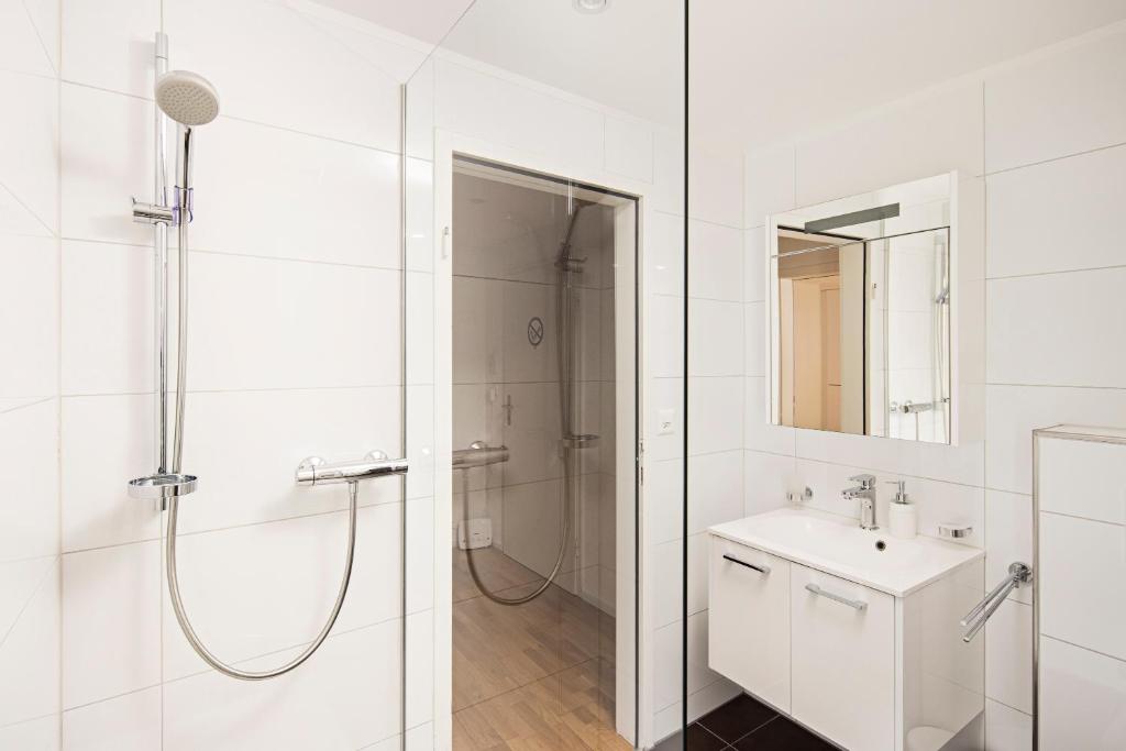 Felsenstrasse Apartments by VISIMO - Elegant heritage building in a quiet neighbourhood