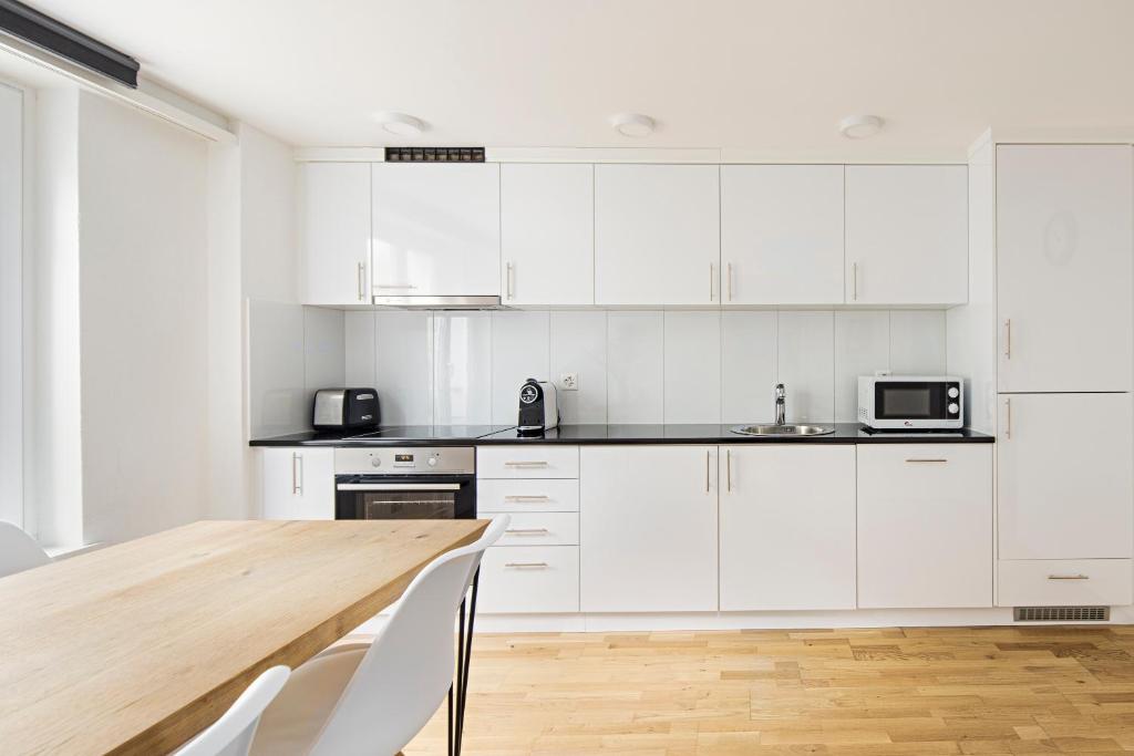 Felsenstrasse Apartments by VISIMO - Elegant heritage building in a quiet neighbourhood - Resim 4