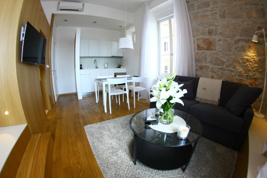 The Bridge Luxury Apartments - 12