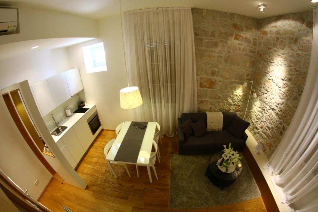 The Bridge Luxury Apartments - 9