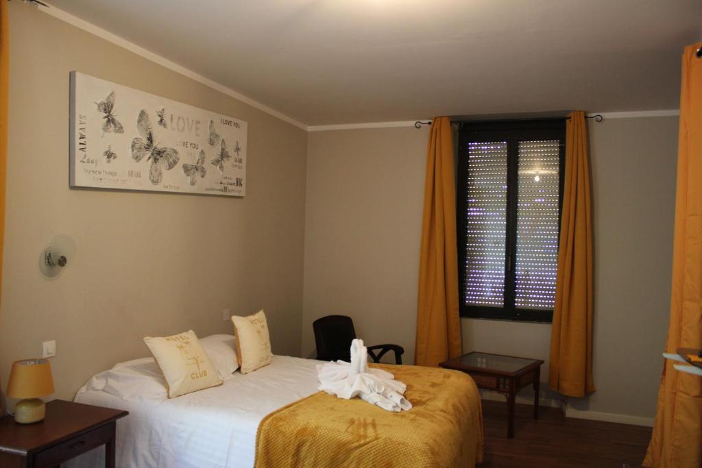 Hôtel de La Beauronne - Salle Double - Accès Au Handicap
