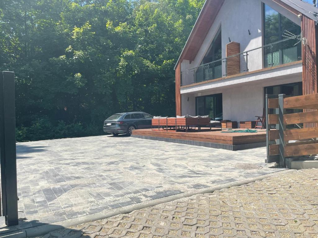 Budova, v ktorej sa apartmán nachádza