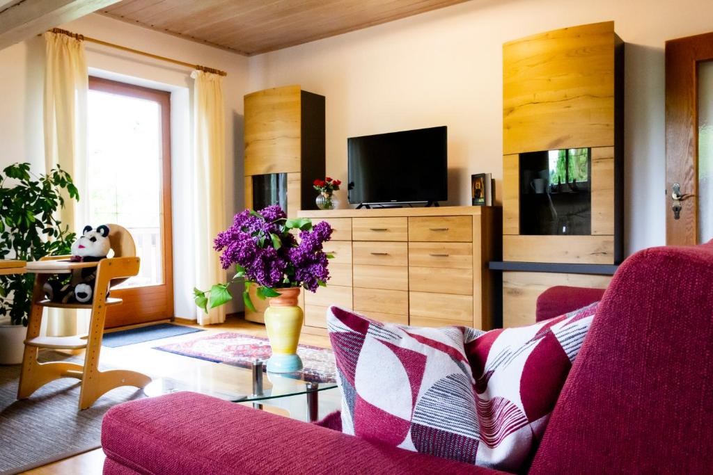 Auszeit-Wohnungen - Apartamento Con Balcón Y Vista Al Jardín.