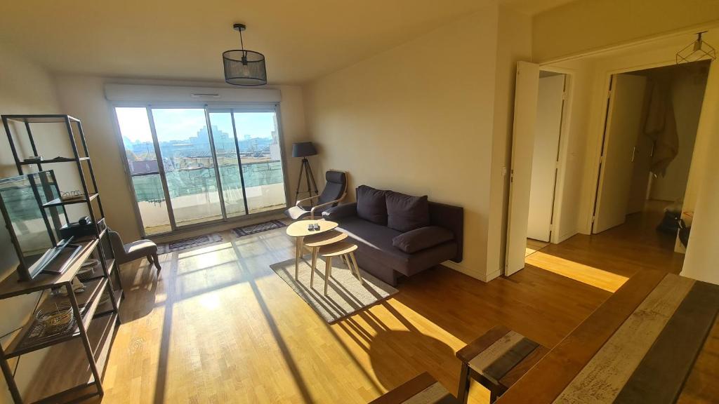 spectacular view in a spacious apartment + parking