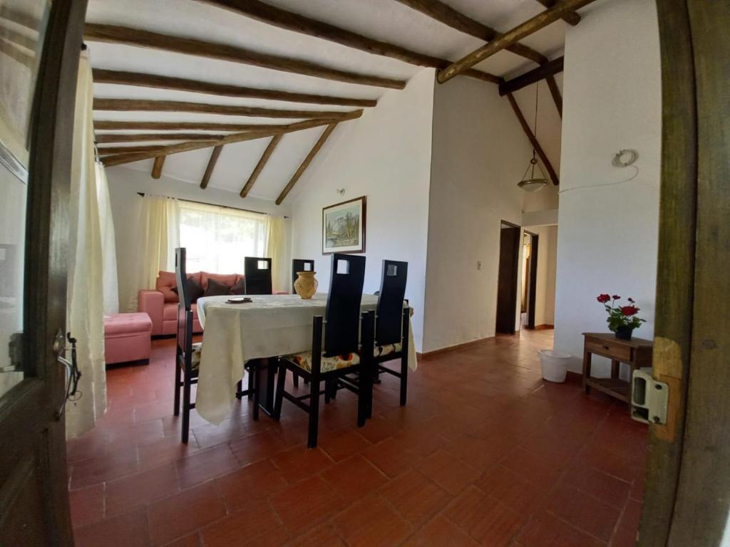 Posezení v ubytování Cabaña Lewana Campestre