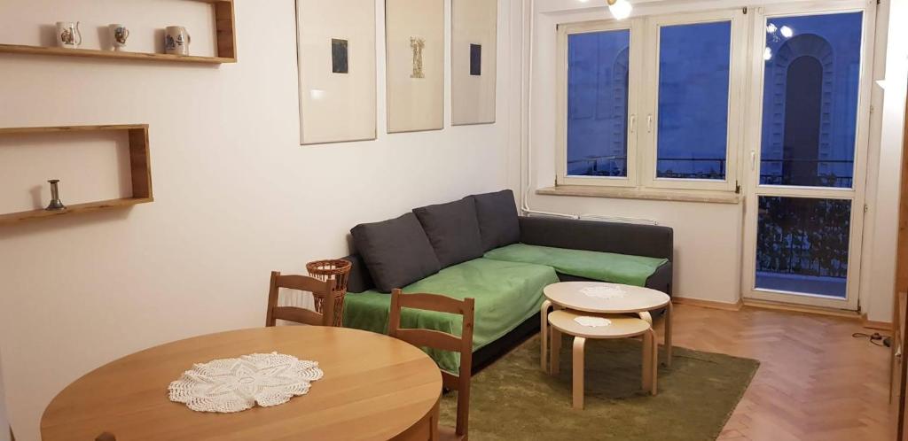 A seating area at Apartament przy Katedrze