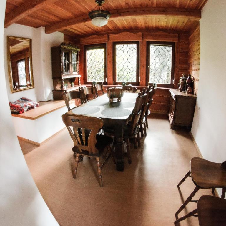 Posedenie v ubytovaní Domek Bogusza