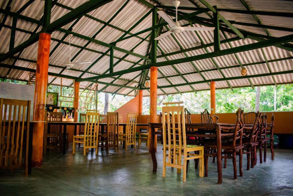 Restaurace v ubytování Sarada Beach Resort Yala