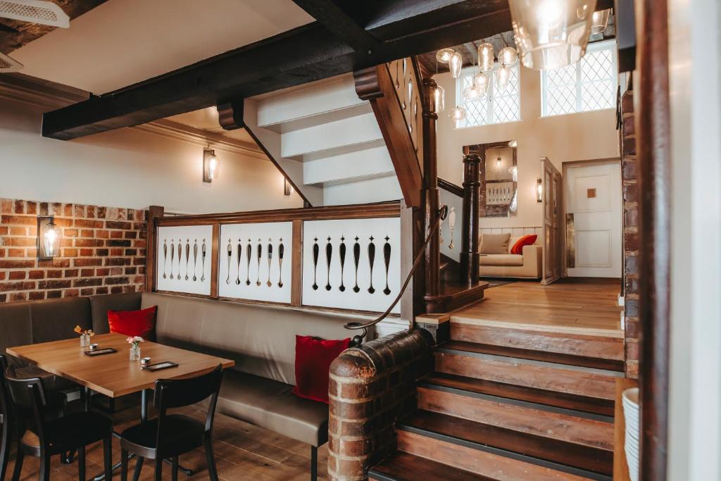 Fotografie z fotogalerie ubytování Hotel zum Heidkrug & Café Lil v destinaci Lüneburg