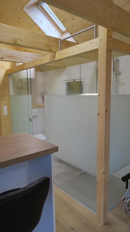 Vannituba majutusasutuses Apartma, glamping Na koncu vasi