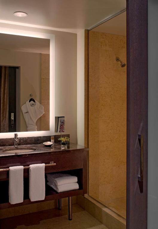 Hyatt at Olive 8 - Pure Room