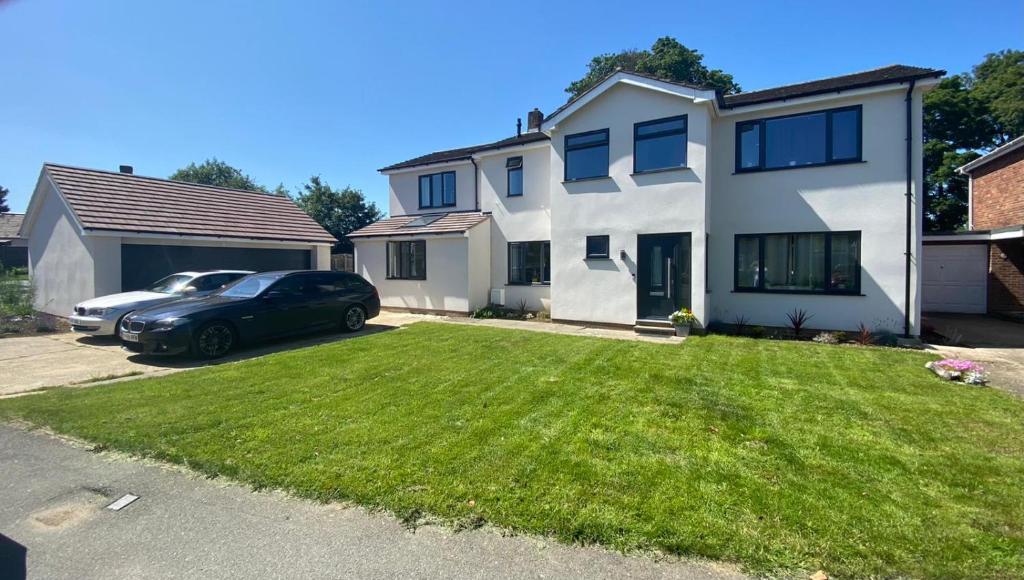 Modern Luxury 1 bed apartment with parking near Stansted Airport - Apartamento De Um Quarto