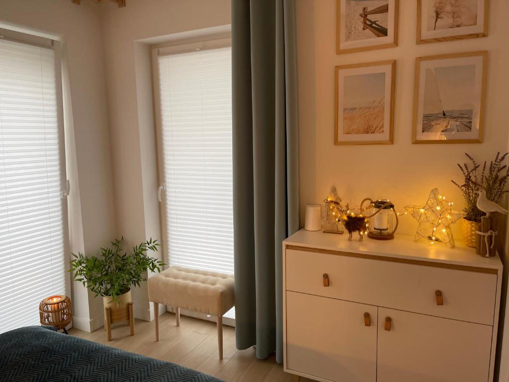 Część wypoczynkowa w obiekcie Apartament Baltic A8 Pobierowo