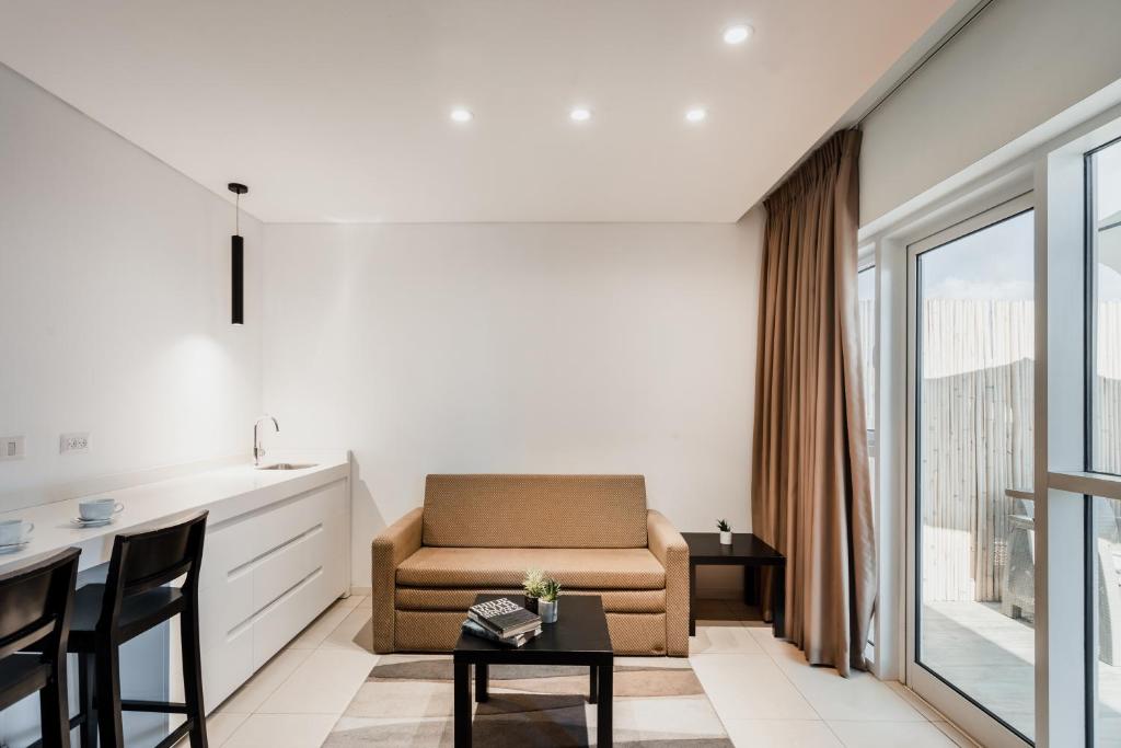 Olive Arena Boutique&Business Hotel-By Ran Hotels - Suite With Hot Tub