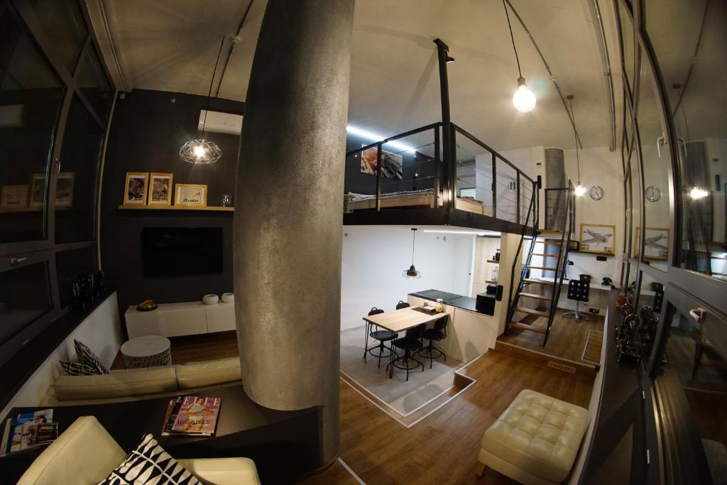 View Skyscraper Bata - loft XL - 17