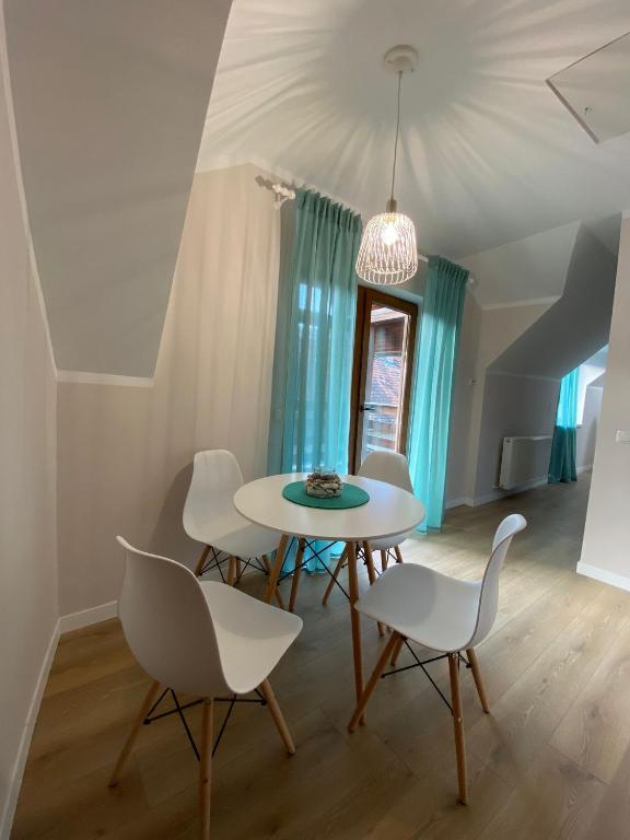 B&B Home - Suite Met Balkon