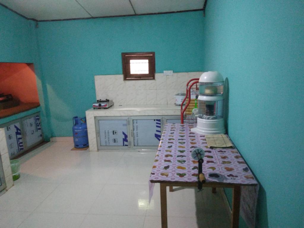 Kuchyň nebo kuchyňský kout v ubytování Lak Sewana Home Stay