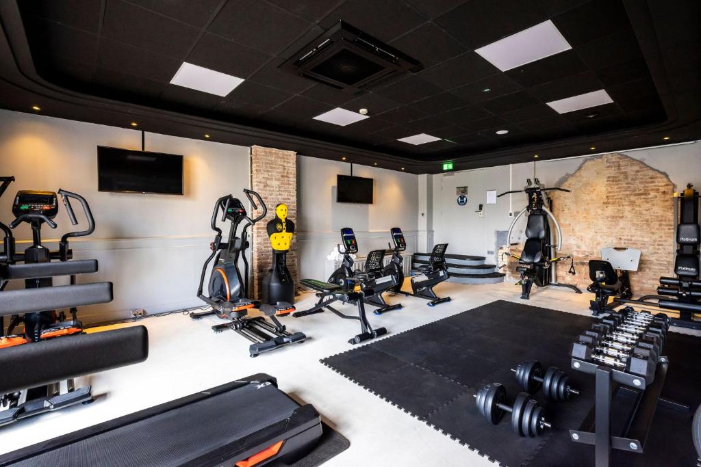 Fitness centrum a/nebo fitness zařízení v ubytování Hotel Haarhuis