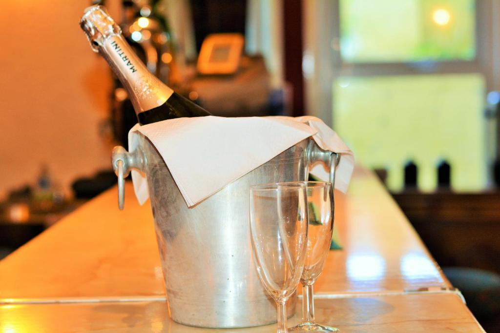 Four Saints Brig Y Don Hotel - Resim 9