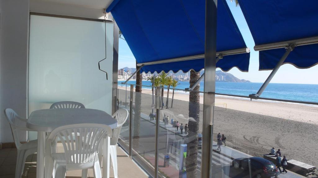 A general sea view or a sea view taken from Az apartmant