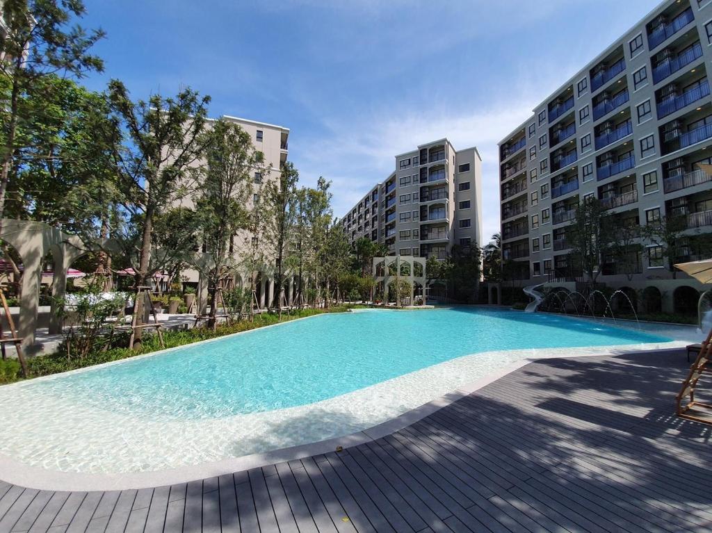 Bazén v ubytování La Casita Hua Hin by Holiyay nebo v jeho okolí